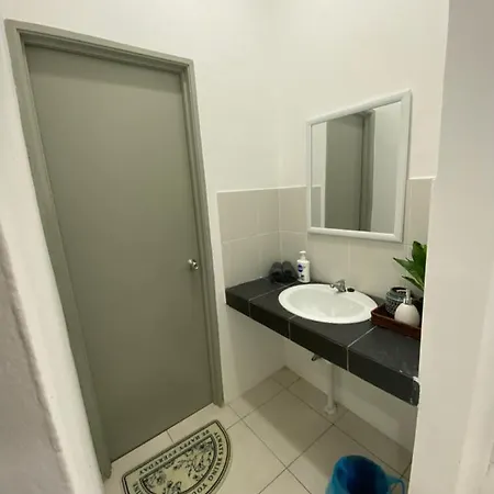 The Vista Apartment @ Demak Laut Kuching Exterior photo