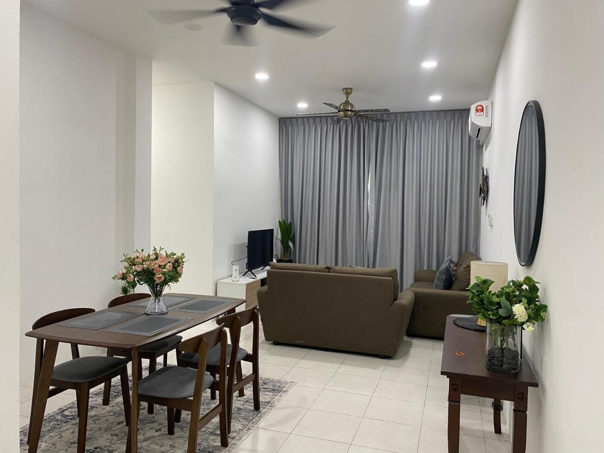 Apartment The Vista @ Demak Laut *